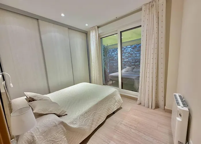 Itsasargi , En Pleno Casco Antiguo De Apartment Bermeo