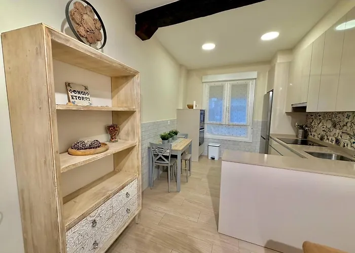 Itsasargi , En Pleno Casco Antiguo De Apartamento