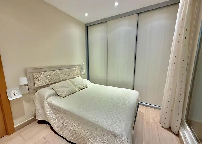 Itsasargi , En Pleno Casco Antiguo De Appartamento *